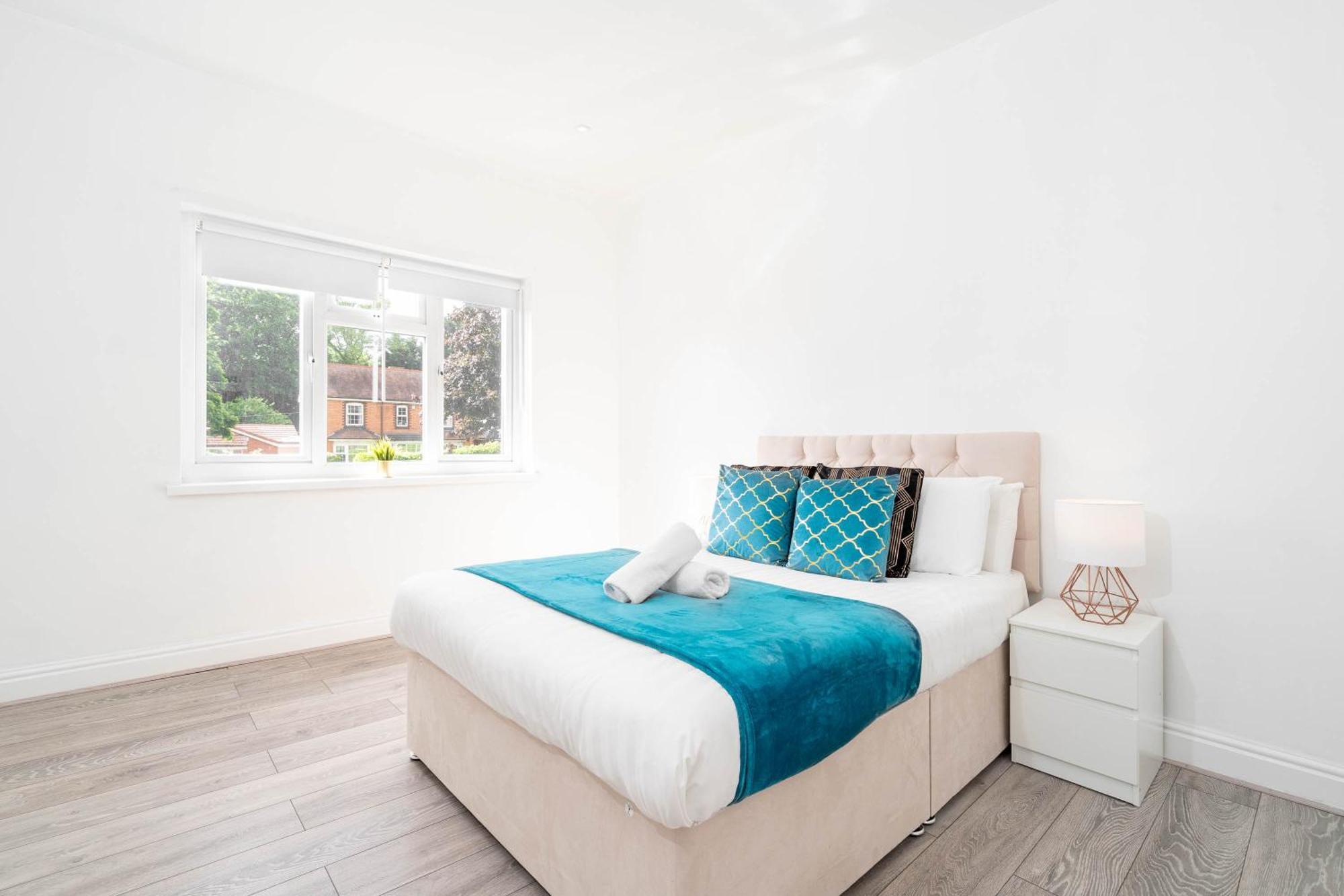 Five Bedroom Townhouse - Near City Centre - Edgbaston - On Street Parking - Wifi - Netflix - 974P Birmingham Exterior foto